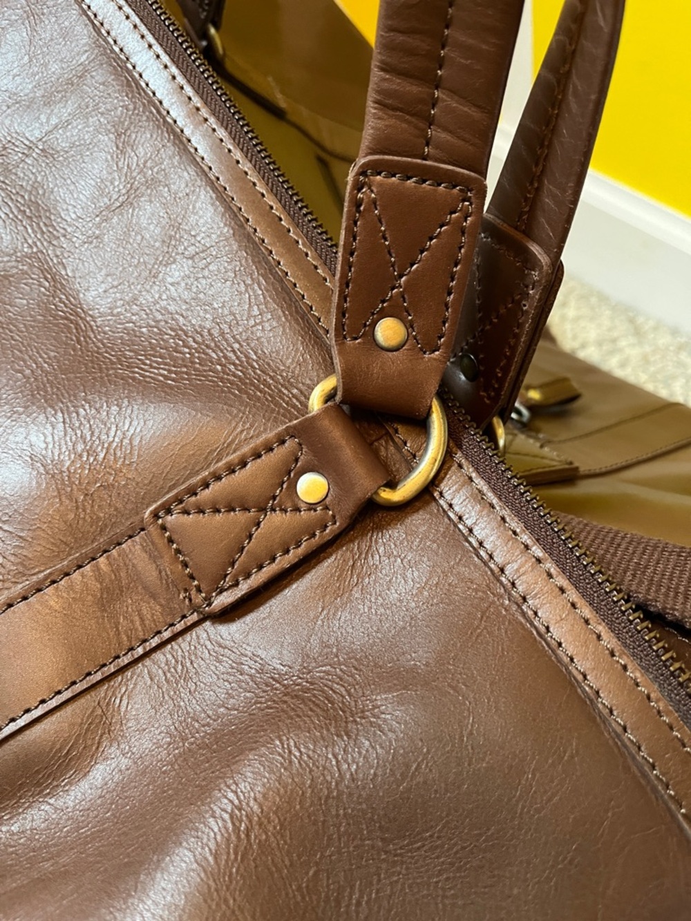 Brown Leather Travel Duffle Bag - Stylish Carryall - Picture 9 of 9